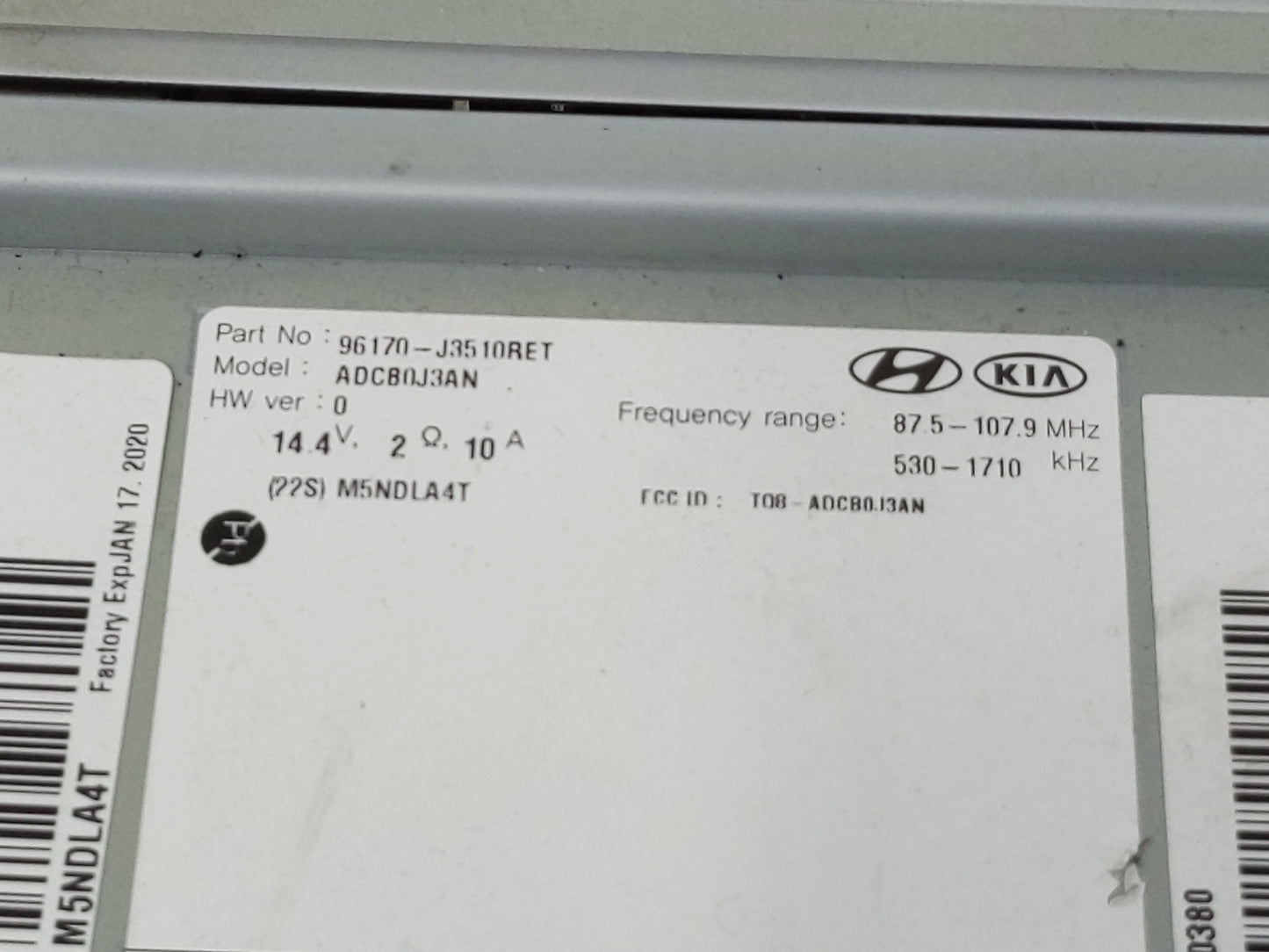 2019-2020 Hyundai Veloster Radio AM FM Cd Player Receiver Replacement P/N:96170-J3510RET Fits Fits 2019 2020 OEM Used Auto P