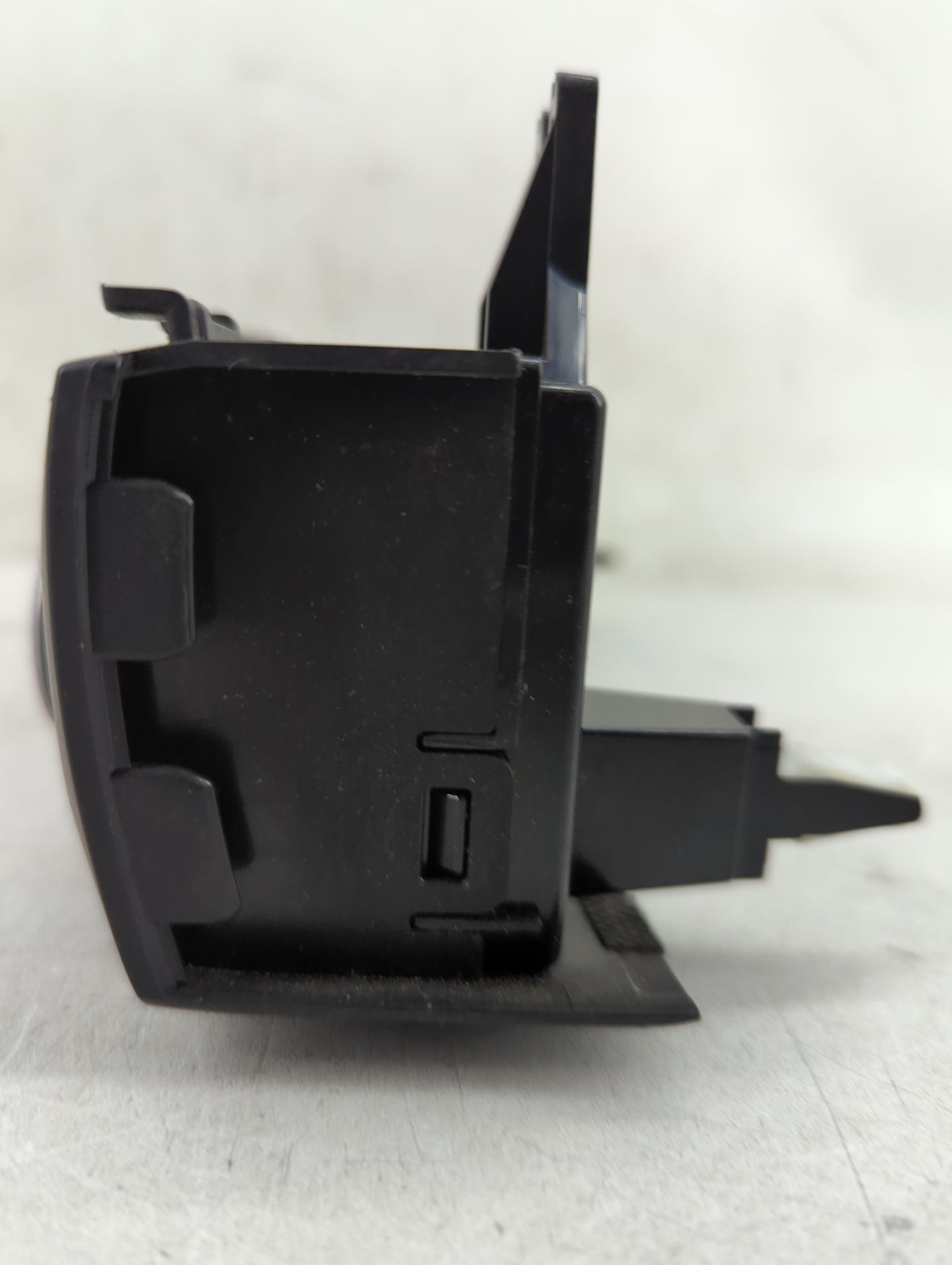 2019-2020 Hyundai Veloster Climate Control Module Temperature AC/Heater Replacement P/N:C20037-3430 180331A0070930 Fits OEM 