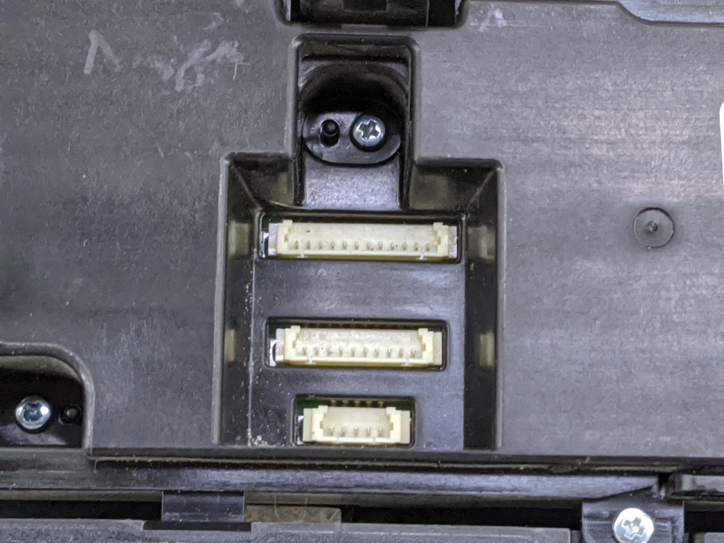 2019-2020 Hyundai Veloster Radio Control Panel 1474673 - Oemusedautoparts1.com