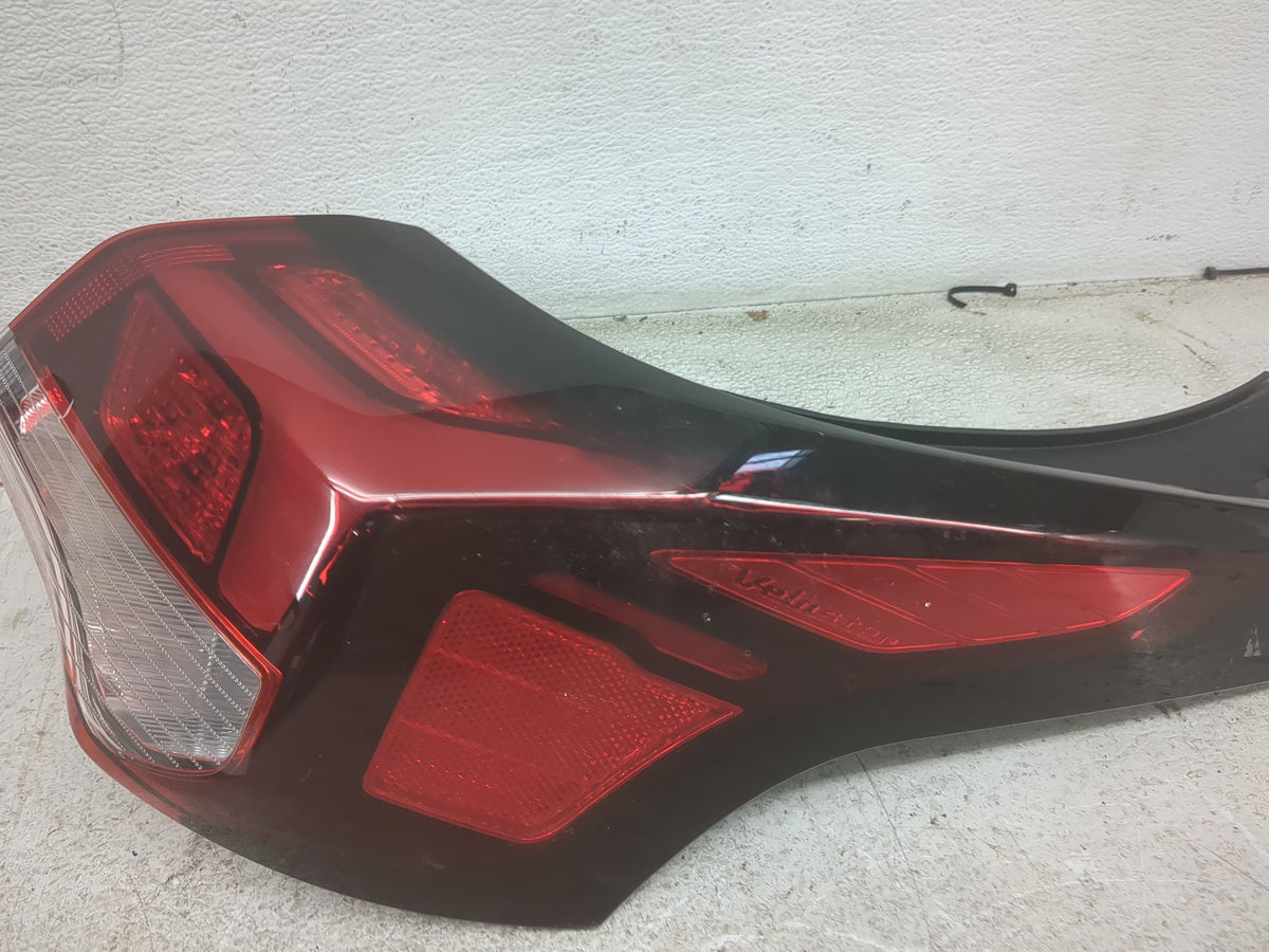 2019-2020 Hyundai Veloster Tail Light Assembly Passenger Right OEM P/N:180328 Fits Fits 2019 2020 OEM Used Auto Parts - Oemu