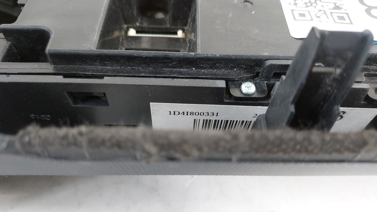 2019-2020 Hyundai Veloster Am Fm Cd Player Radio Receiver - Oemusedautoparts1.com