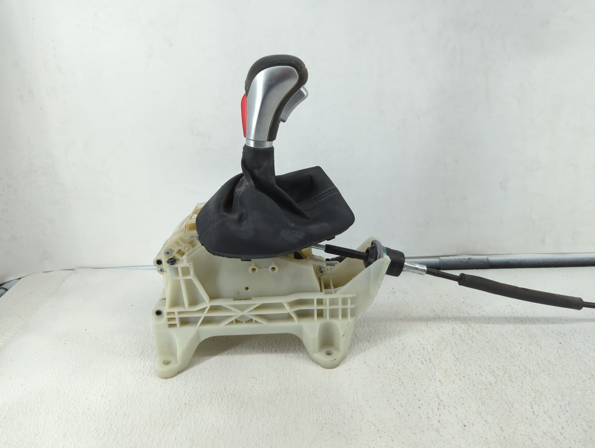 2019 Hyundai Veloster Floor Console Assembly Shifter - Oemusedautoparts1.com