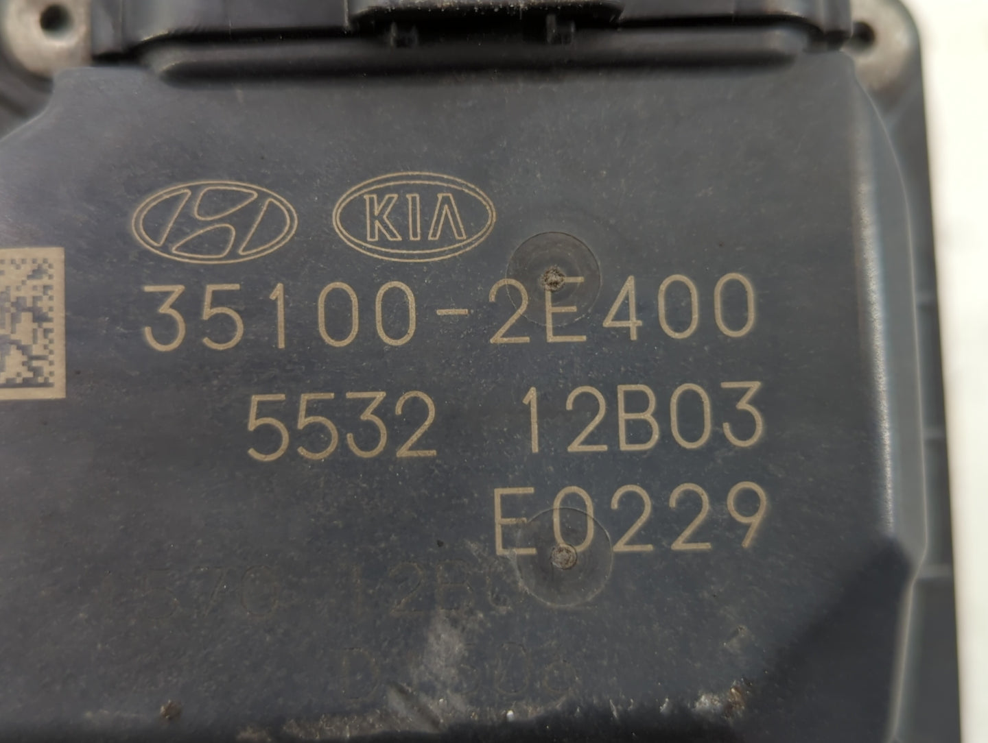 2019-2020 Hyundai Veloster Throttle Body P/N:35100-2E400 35100-2E000 Fits Fits 2012 2013 2014 2015 2016 2018 2019 2020 2021 