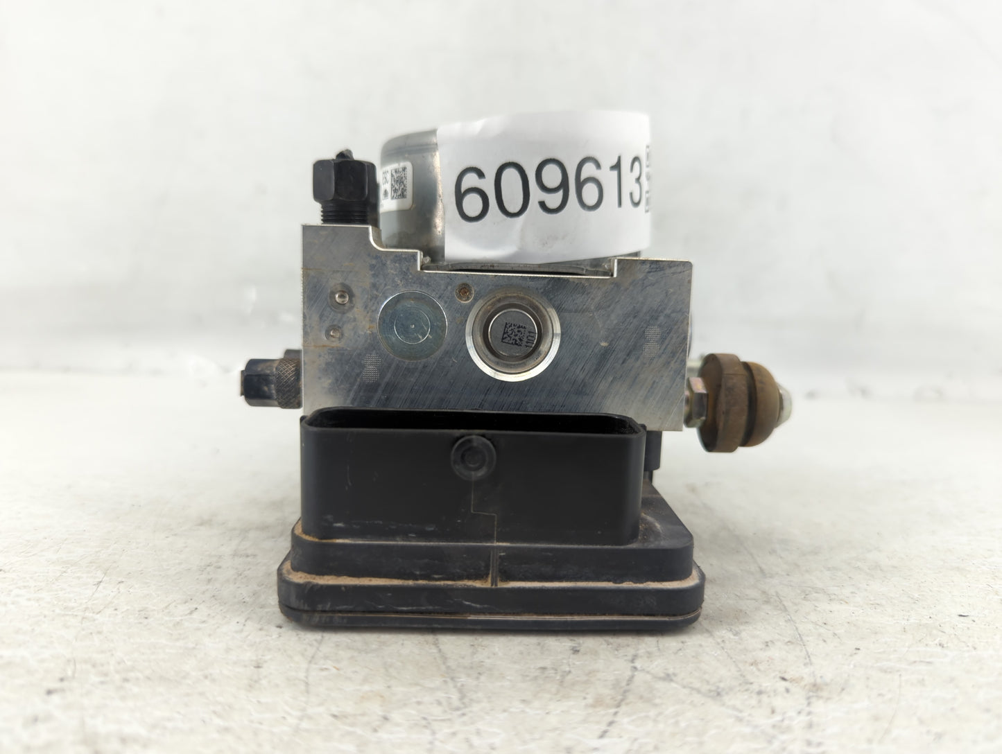 2019-2020 Hyundai Veloster ABS Pump Control Module Replacement P/N:58900-J3200 Fits Fits 2019 2020 OEM Used Auto Parts - Oem
