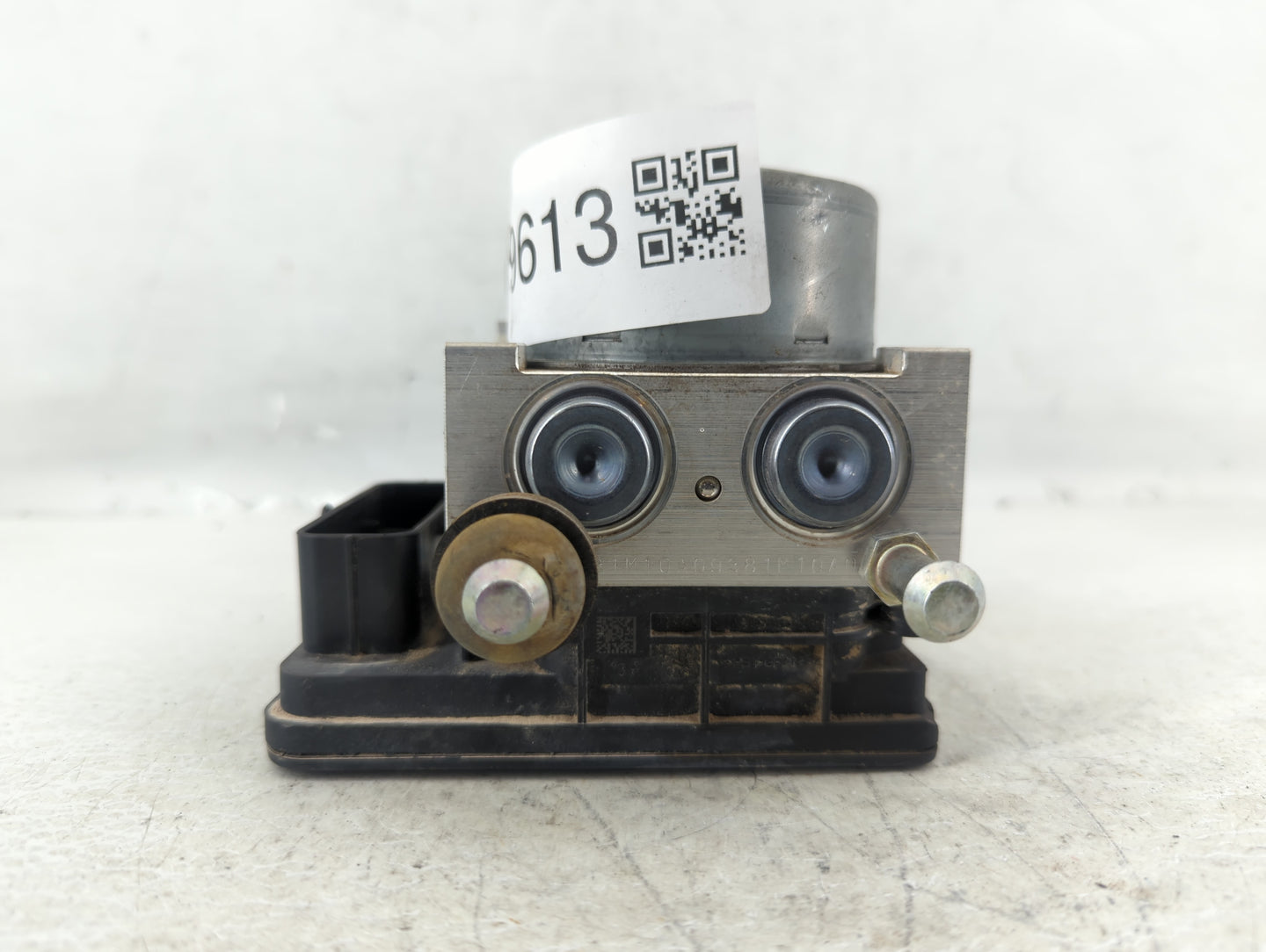 2019-2020 Hyundai Veloster ABS Pump Control Module Replacement P/N:58900-J3200 Fits Fits 2019 2020 OEM Used Auto Parts - Oem