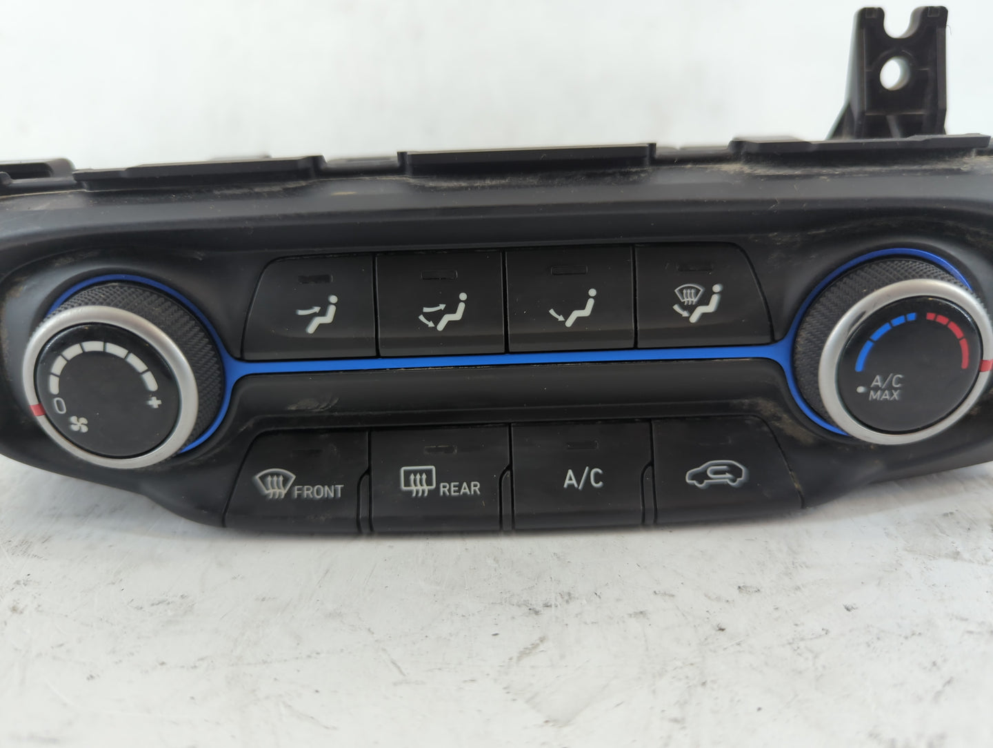 2019-2020 Hyundai Veloster Climate Control Module Temperature AC/Heater Replacement P/N:97250 J3040U C20038-1090 Fits OEM Us