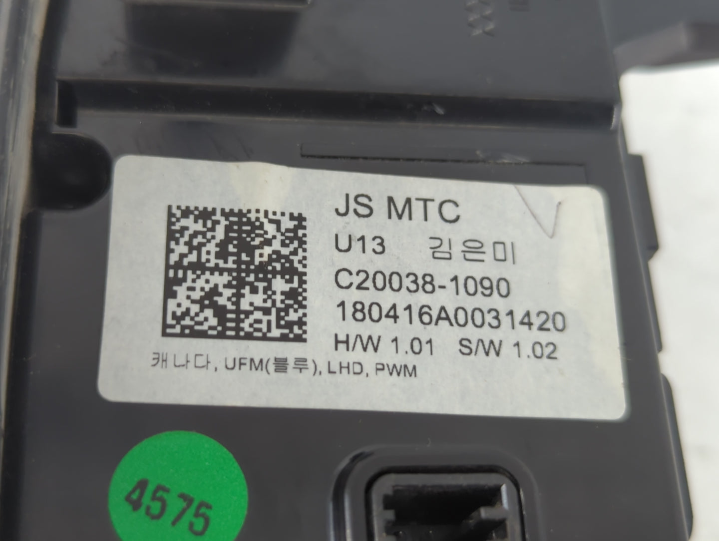 2019-2020 Hyundai Veloster Climate Control Module Temperature AC/Heater Replacement P/N:97250 J3040U C20038-1090 Fits OEM Us