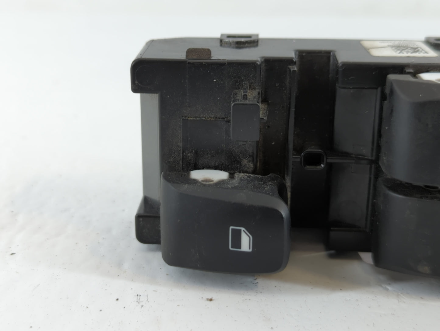 2019-2020 Hyundai Veloster Master Power Window Switch Replacement Driver Side Left P/N:03570-J3300 Fits Fits 2019 2020 OEM U