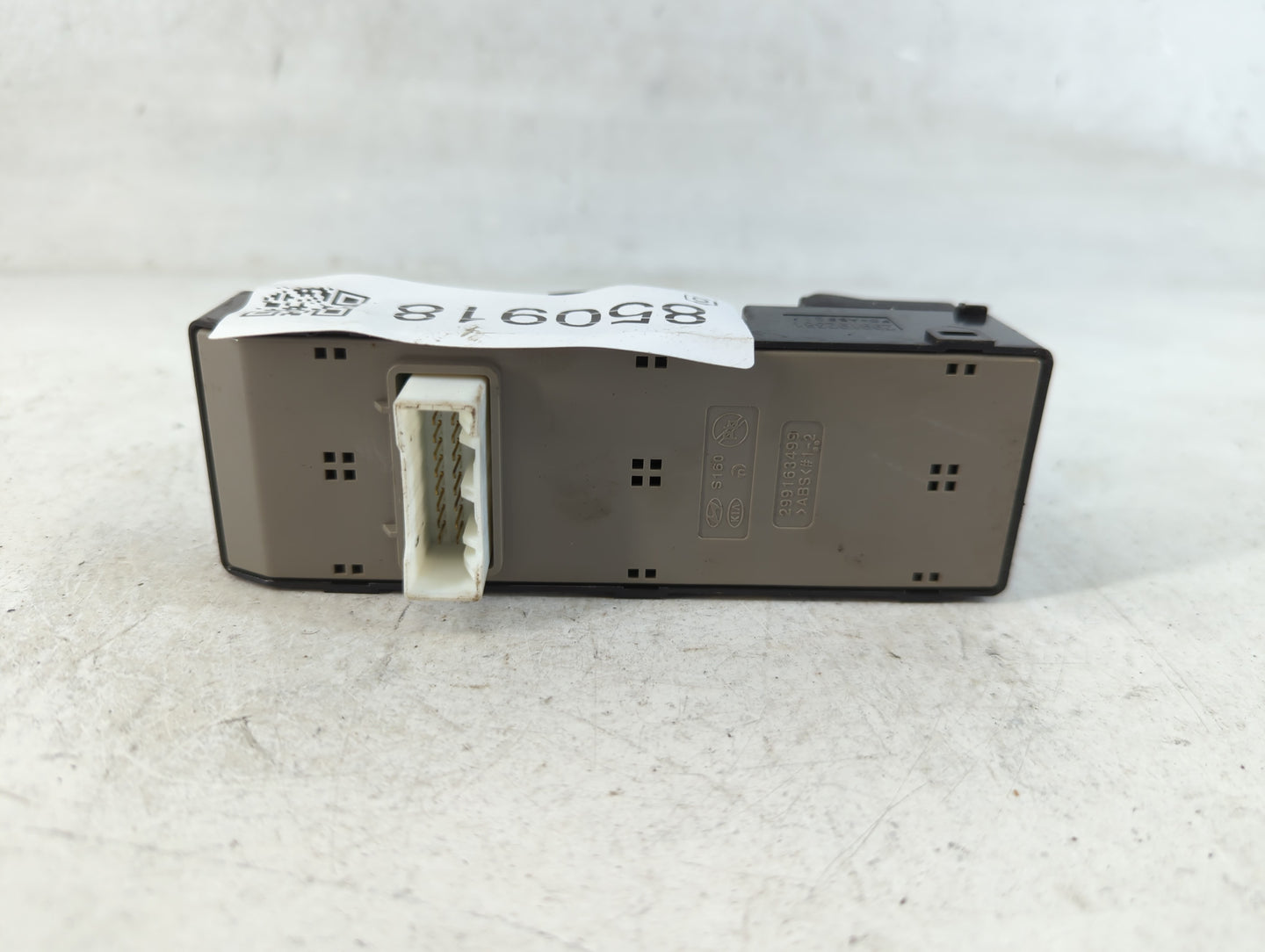 2019-2020 Hyundai Veloster Master Power Window Switch Replacement Driver Side Left P/N:93570-J3300 Fits Fits 2019 2020 OEM U