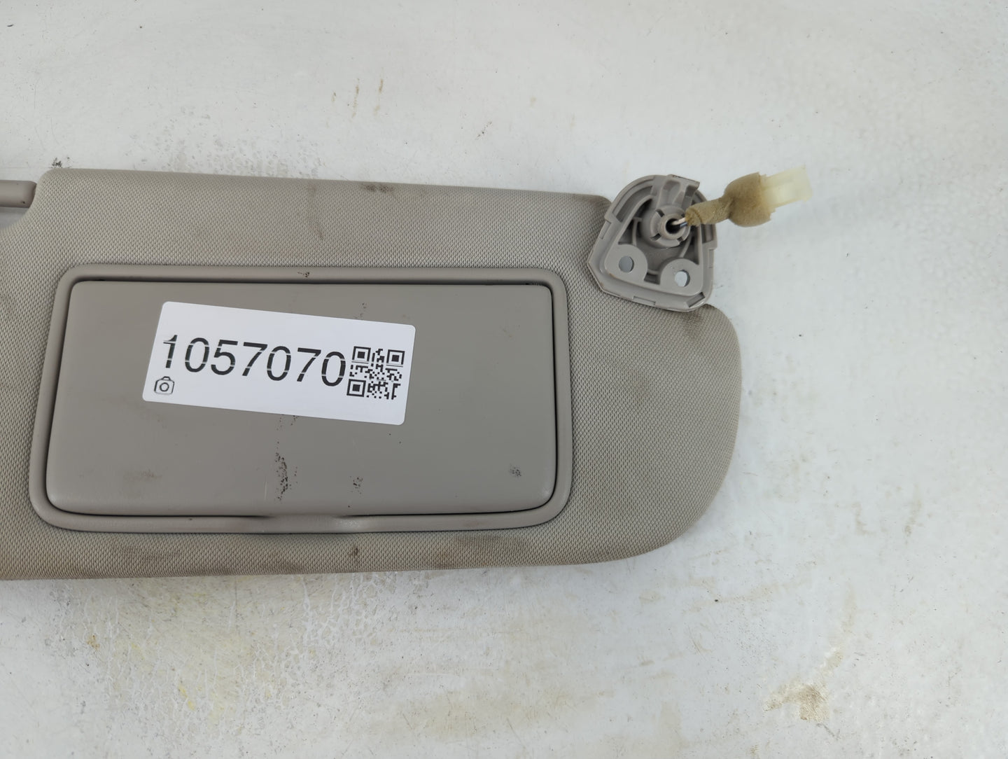 2014-2020 Infiniti Q50 Sun Visor Shade Replacement Passenger Right Mirror Fits Fits 2014 2015 2016 2017 2018 2019 2020 OEM U