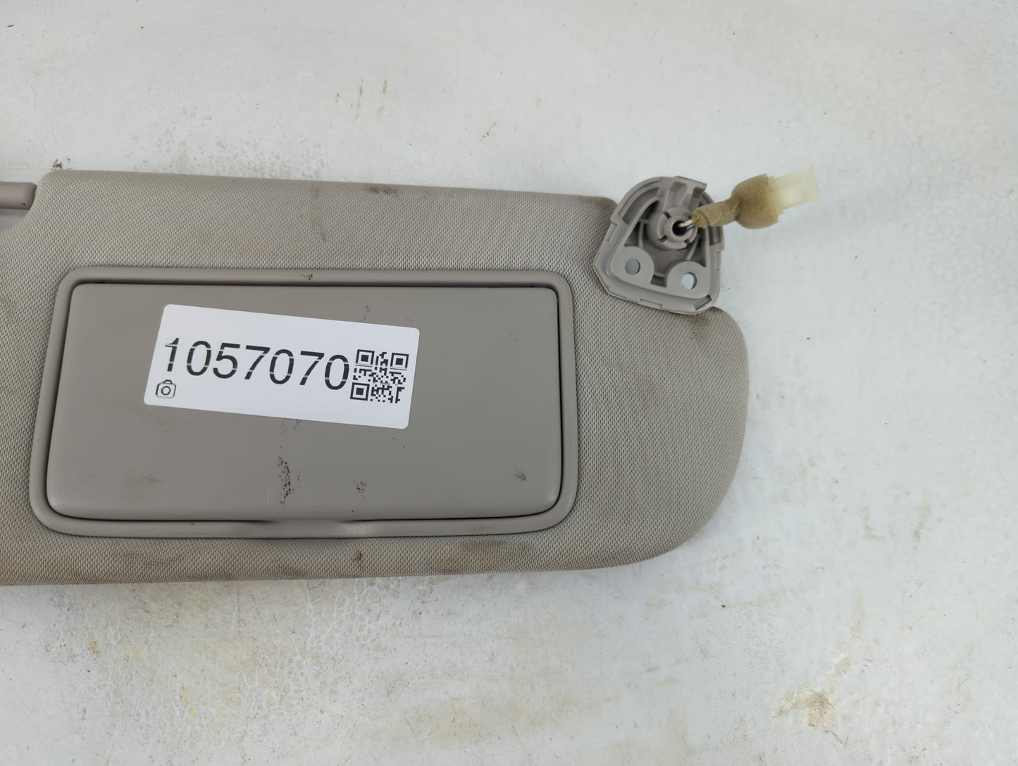2014-2020 Infiniti Q50 Sun Visor Shade Replacement Passenger Right Mirror Fits Fits 2014 2015 2016 2017 2018 2019 2020 OEM U