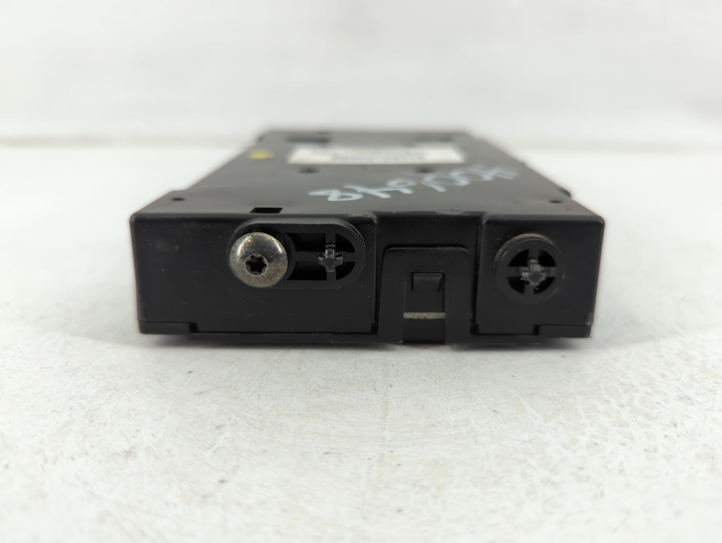 2019-2020 Infiniti Q50 Chassis Control Module Ccm Bcm Body Control - Oemusedautoparts1.com