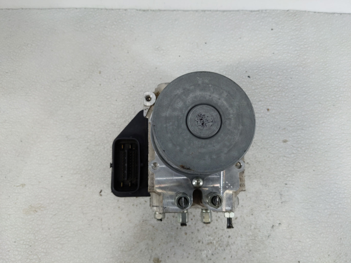 2018-2019 Infiniti Q50 ABS Pump Control Module Replacement P/N:133230-7072 47660 4GV1A Fits Fits 2018 2019 OEM Used Auto Par