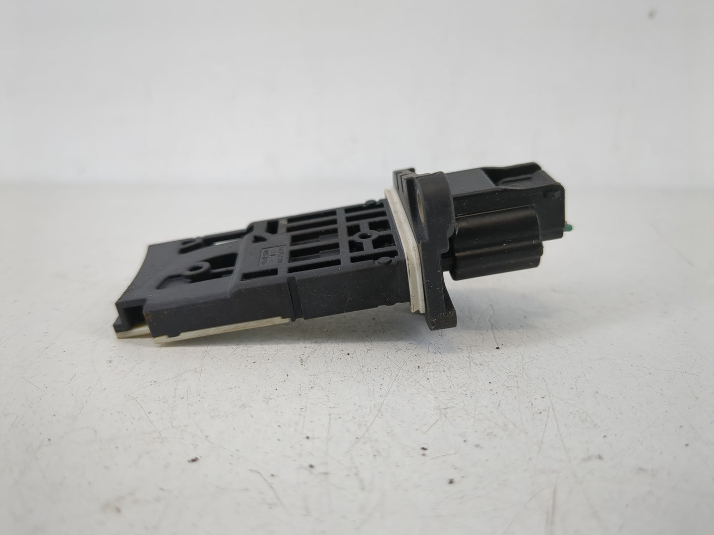 2016-2020 Infiniti Q50 Mass Air Flow Meter Maf - Oemusedautoparts1.com