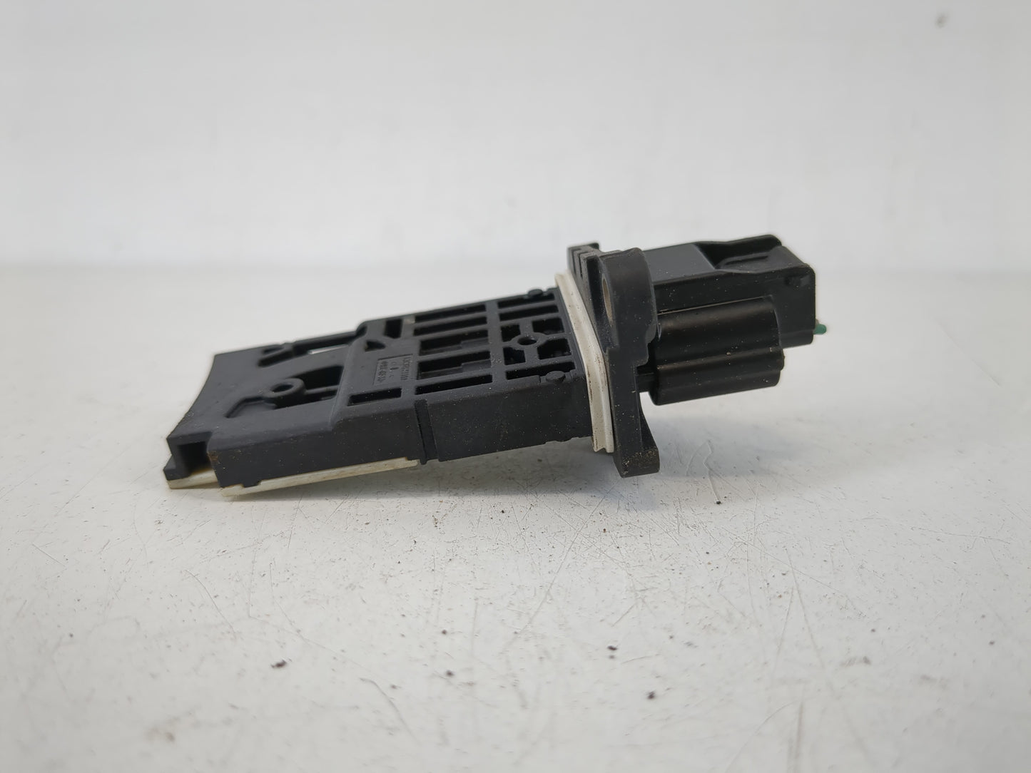 2016-2020 Infiniti Q50 Mass Air Flow Meter Maf - Oemusedautoparts1.com