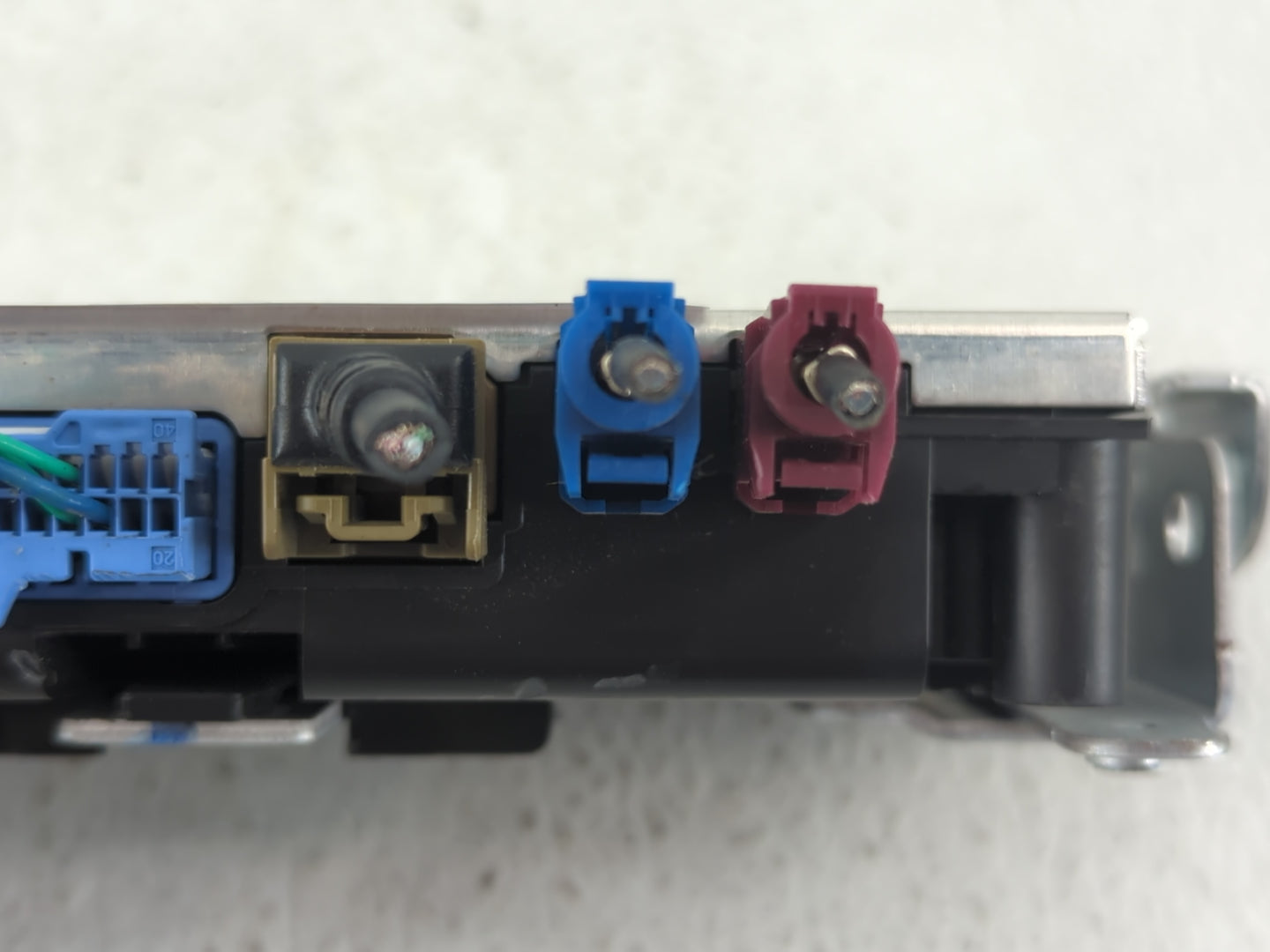 2019-2019 Infiniti Q50 Telematics Control Module - Oemusedautoparts1.com