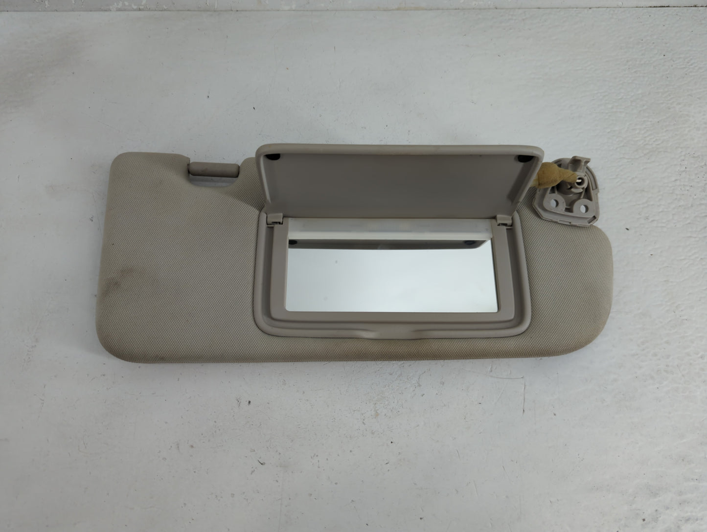 2014-2020 Infiniti Q50 Sun Visor Shade Replacement Passenger Right Mirror Fits Fits 2014 2015 2016 2017 2018 2019 2020 OEM U