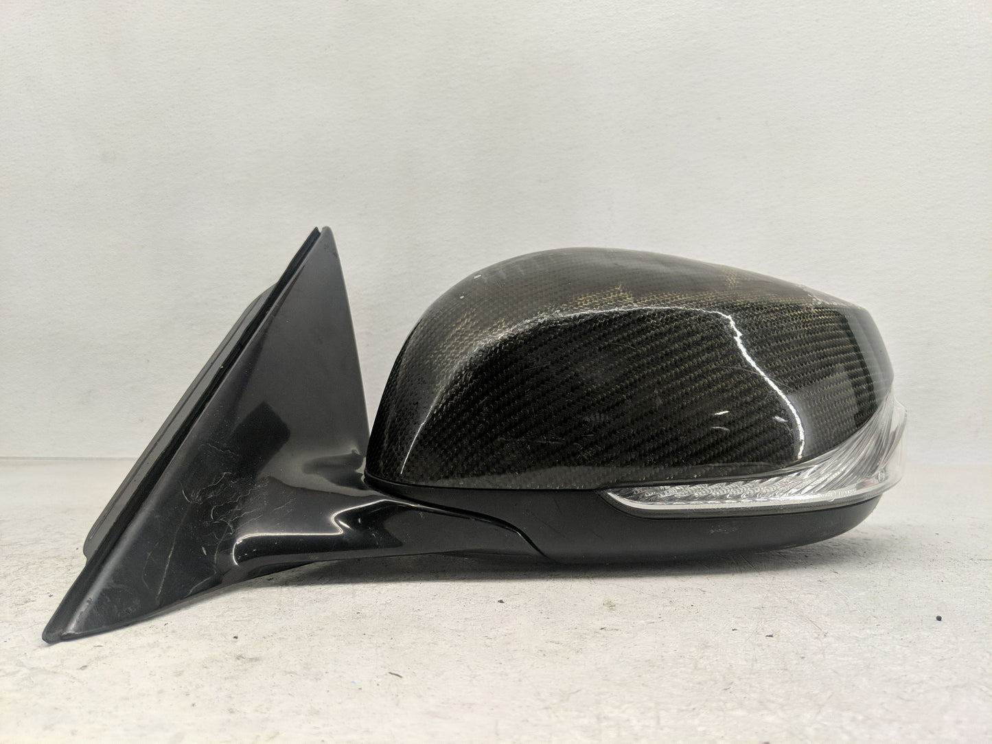 2014-2020 Infiniti Q50 Side Mirror Replacement Driver Left View Door Mirror P/N:E11038068 Fits OEM Used Auto Parts - Oemused