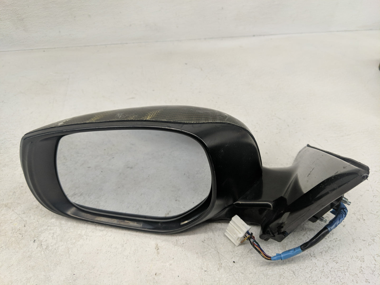 2014-2020 Infiniti Q50 Side Mirror Replacement Driver Left View Door Mirror P/N:E11038068 Fits OEM Used Auto Parts - Oemused