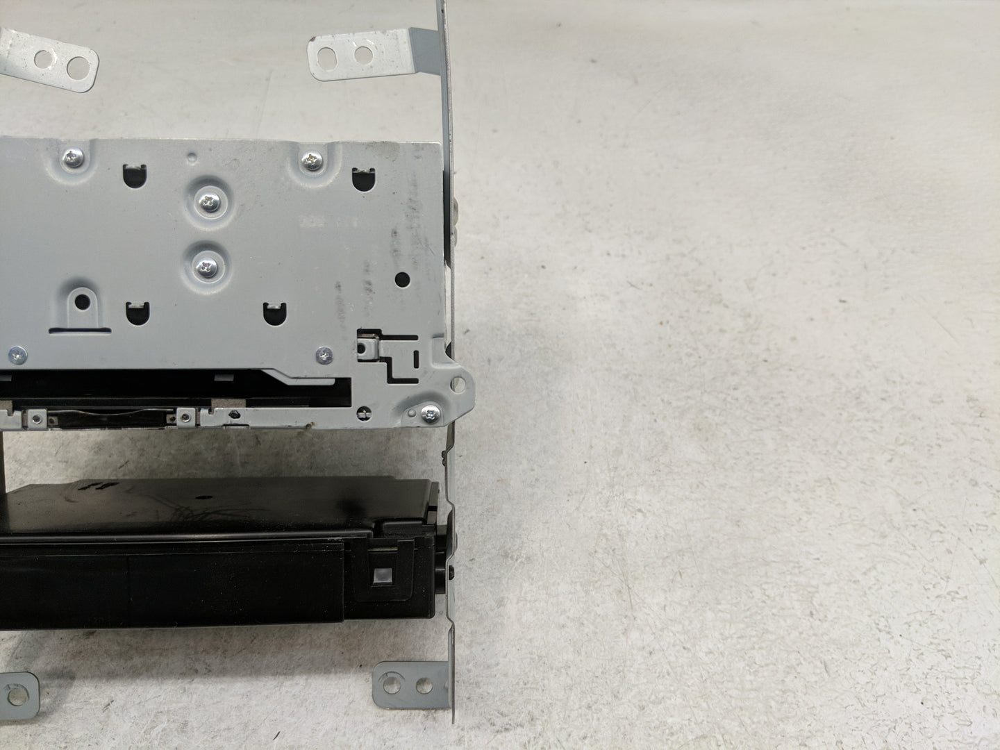 2015-2019 Infiniti Q50 Radio AM FM Cd Player Receiver Replacement P/N:27760 6HR0A Fits Fits 2015 2016 2017 2018 2019 2020 OE