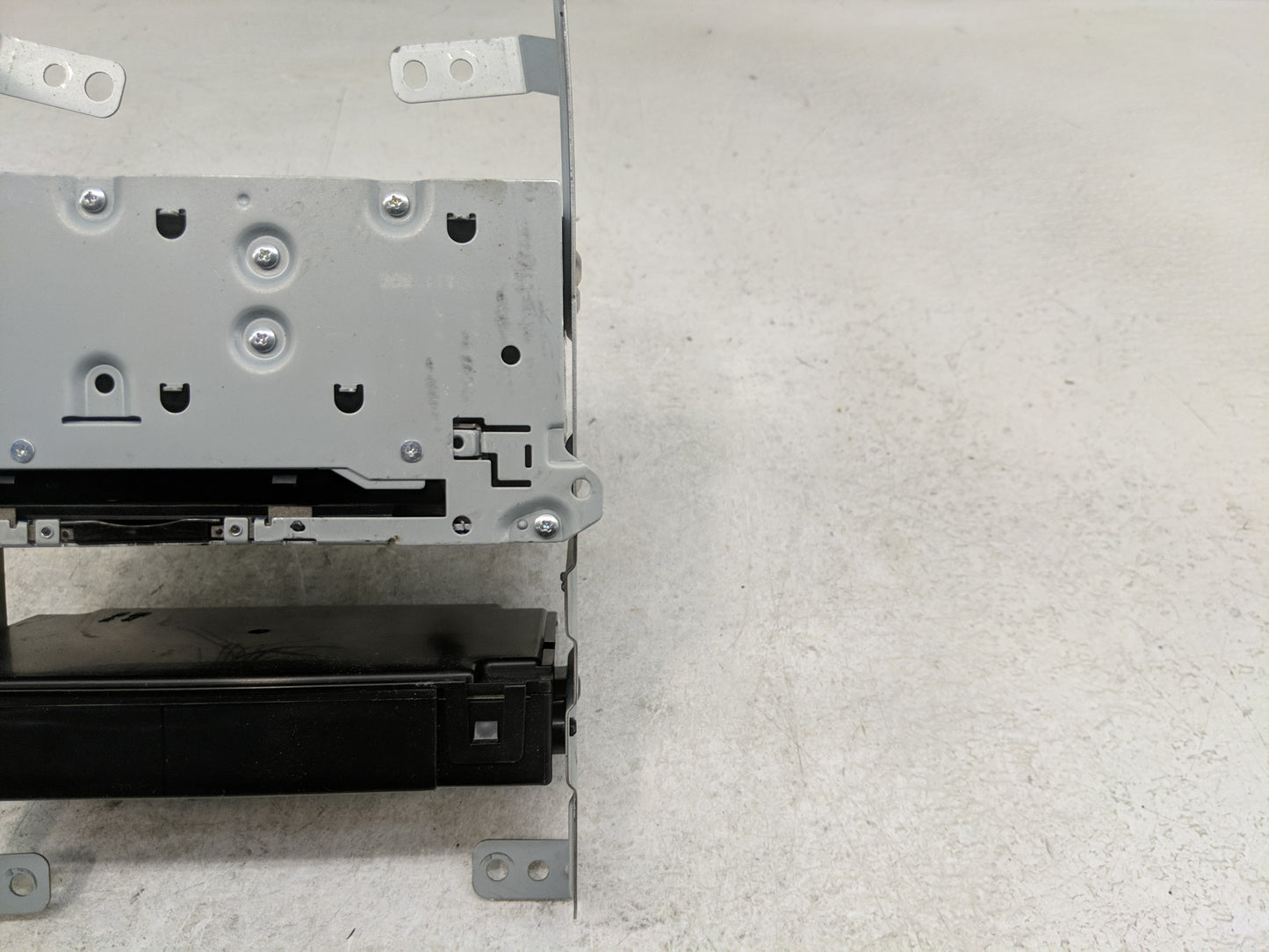 2015-2019 Infiniti Q50 Radio AM FM Cd Player Receiver Replacement P/N:27760 6HR0A Fits Fits 2015 2016 2017 2018 2019 2020 OE