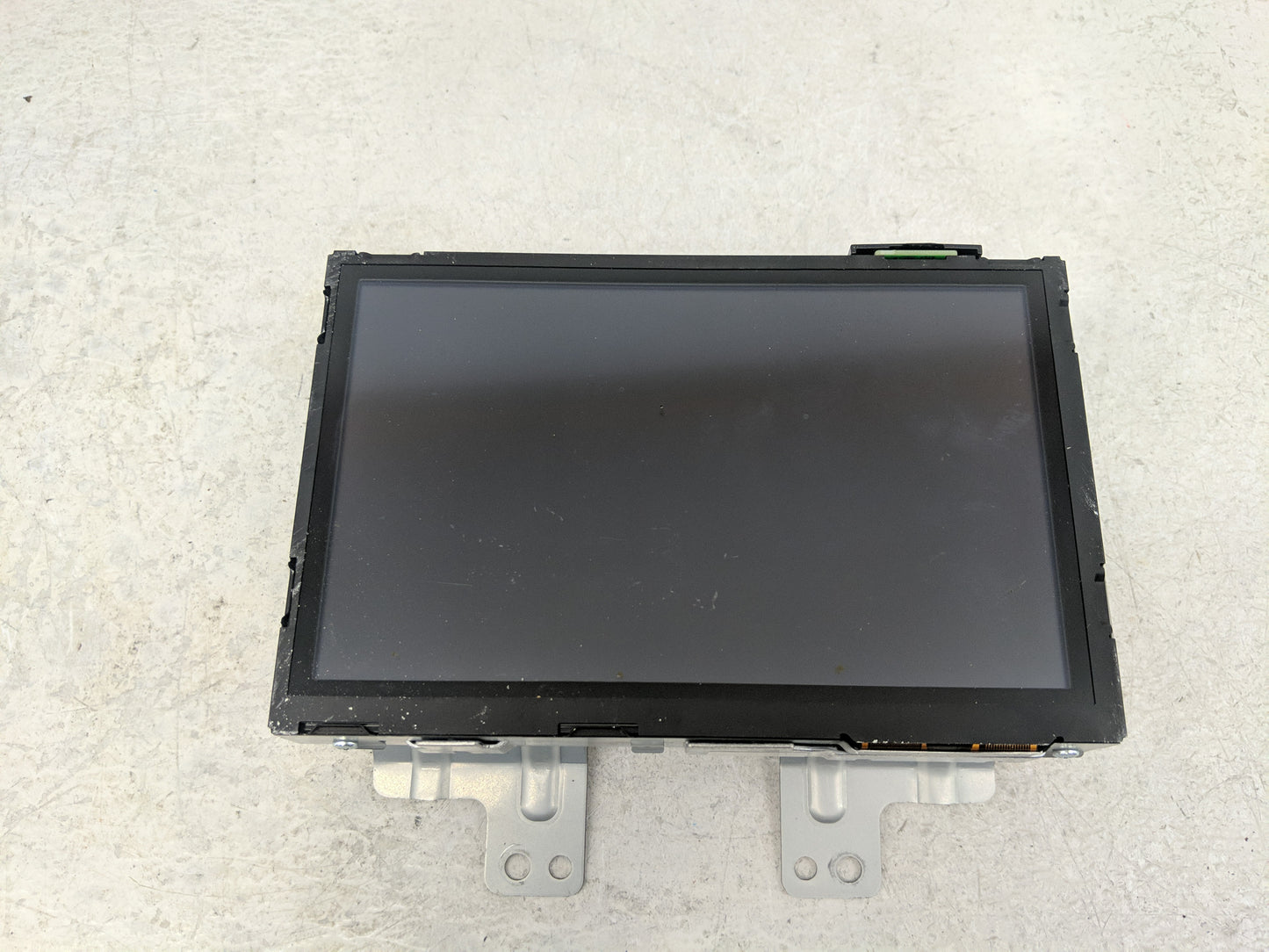 2018-2019 Infiniti Q50 Information Display Screen - Oemusedautoparts1.com
