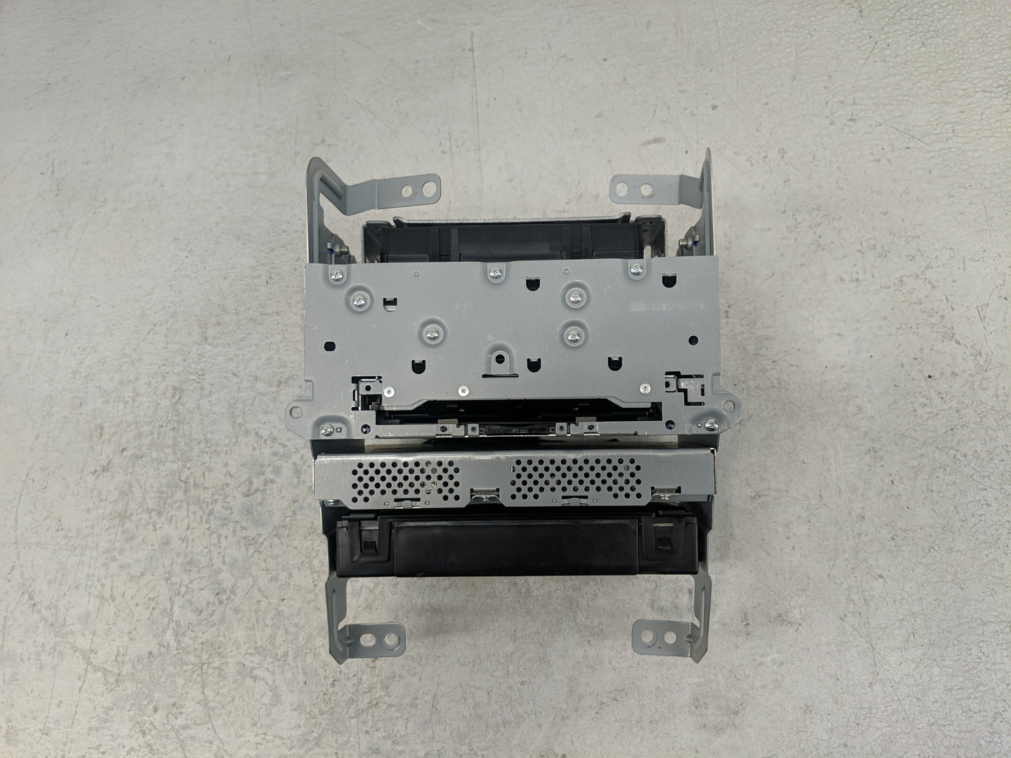 2019 Infiniti Q50 Radio AM FM Cd Player Receiver Replacement P/N:27760 6HL0A Fits OEM Used Auto Parts - Oemusedautoparts1.co