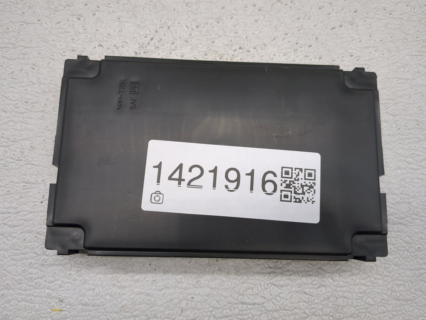 2019-2020 Infiniti Q50 Temperature Control Module 27760-6he0a - Oemusedautoparts1.com