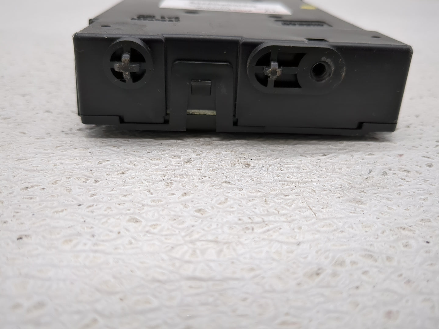 2019-2020 Infiniti Q50 Temperature Control Module 27760-6he0a - Oemusedautoparts1.com