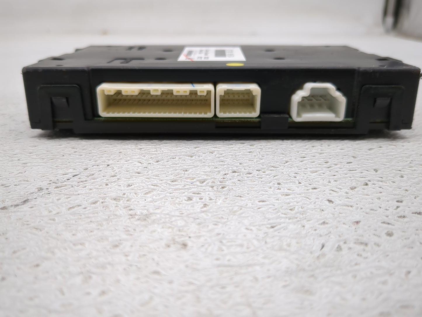 2019-2020 Infiniti Q50 Temperature Control Module 27760-6he0a - Oemusedautoparts1.com