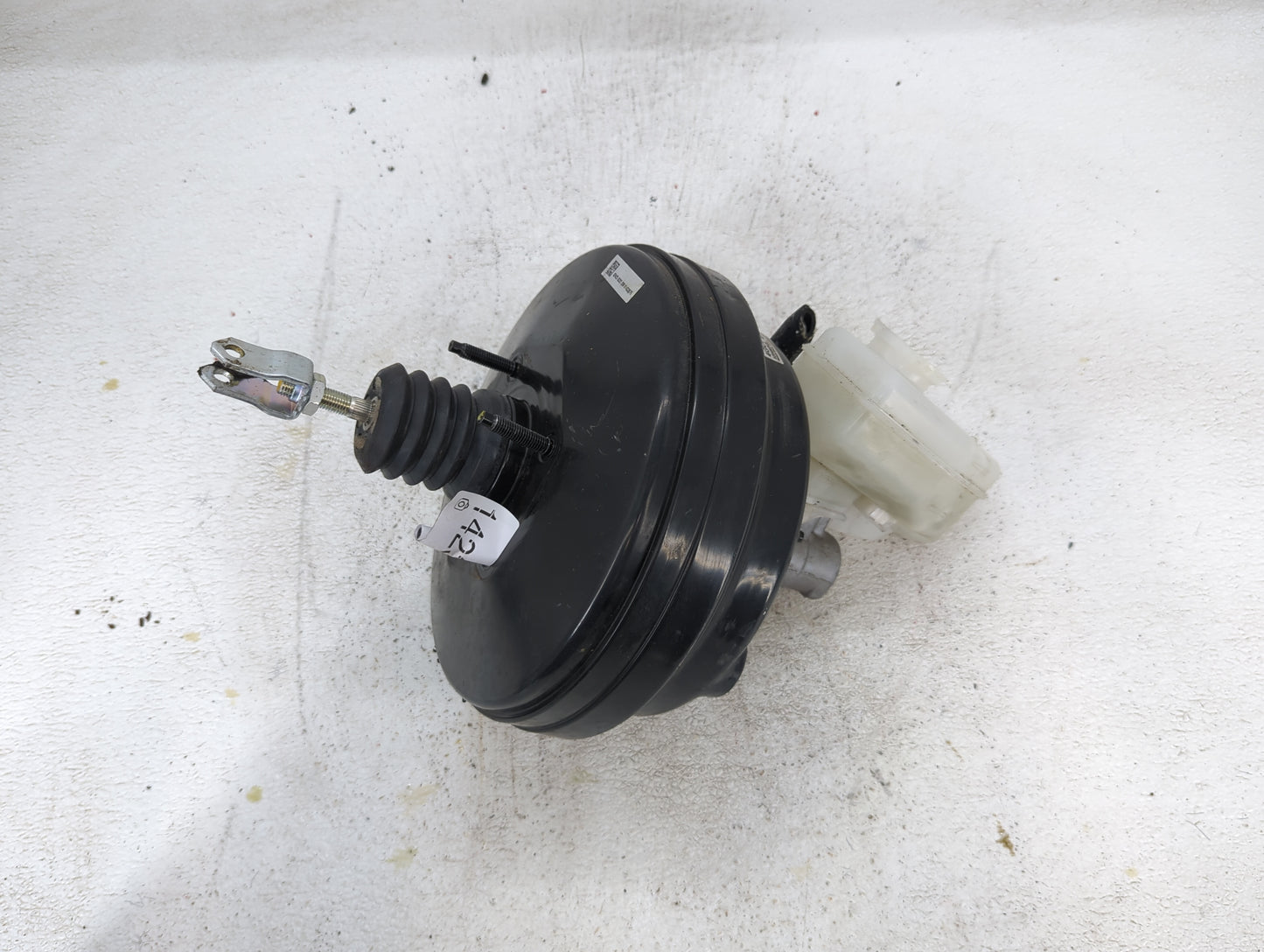 2014-2020 Infiniti Q50 Brake Master Cylinder - Oemusedautoparts1.com