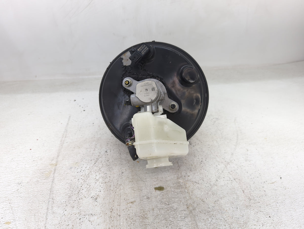 2014-2020 Infiniti Q50 Brake Master Cylinder 1423966 - Oemusedautoparts1.com