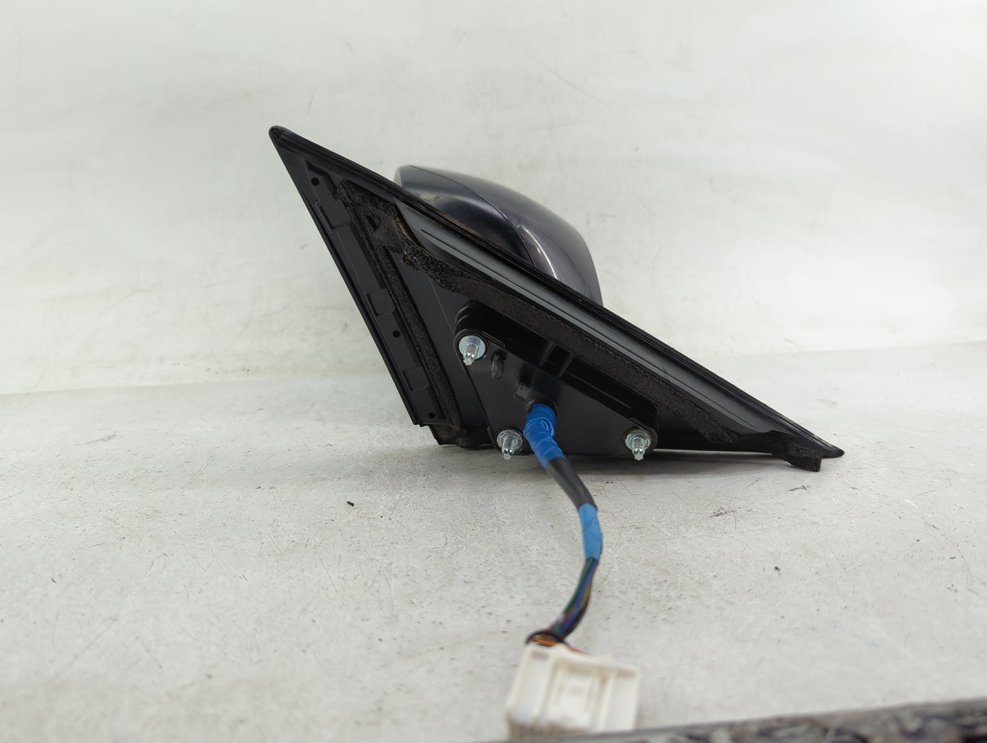 2014-2020 Infiniti Q50 Driver Side View Mirror - Left Door Mirror OEM Used - Oemusedautoparts1.com