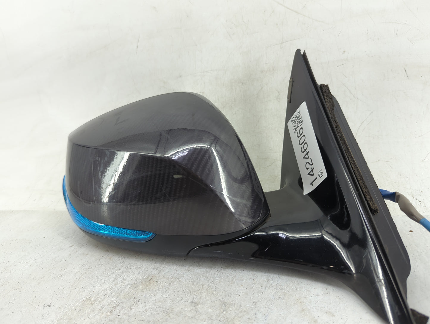 2014-2020 Infiniti Q50 Passenger Side View Mirror - Right Door Mirror OEM Used - Oemusedautoparts1.com