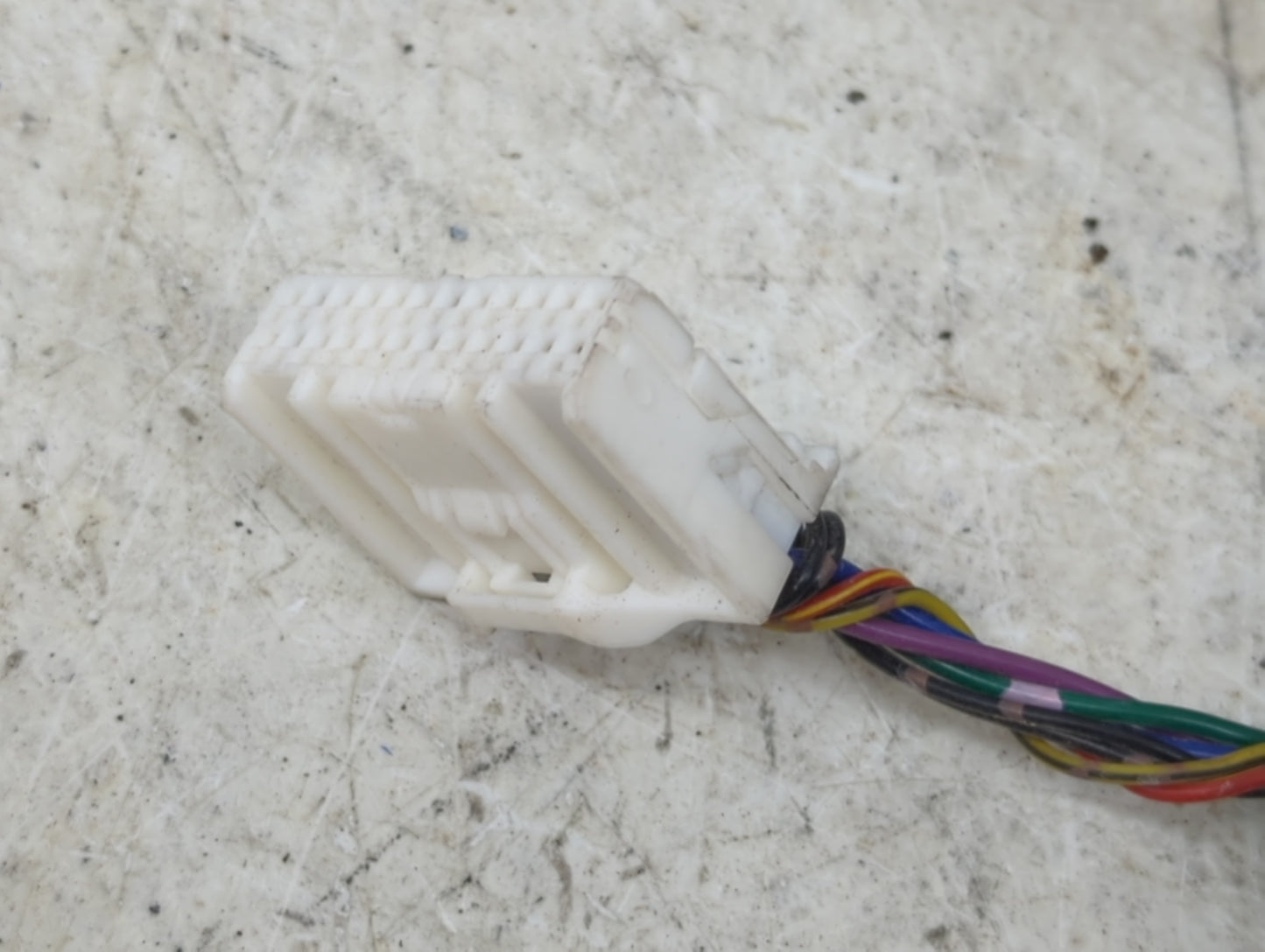 2014-2020 Infiniti Q50 Passenger Side View Mirror - Right Door Mirror OEM Used - Oemusedautoparts1.com