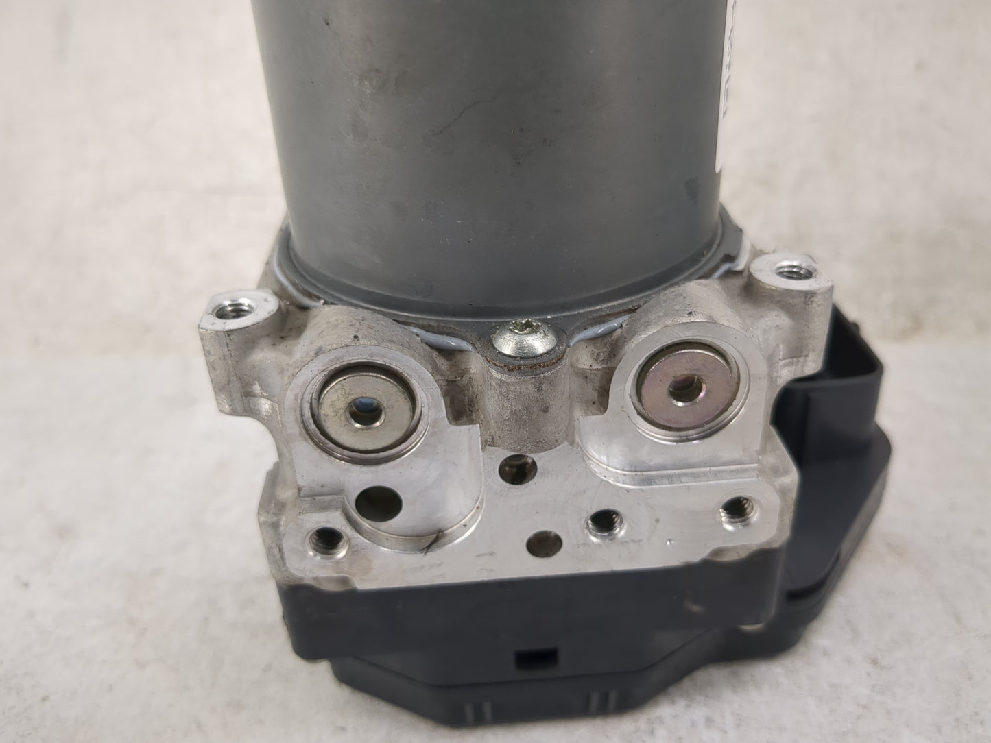 2018-2019 Infiniti Q50 ABS Pump Control Module Replacement P/N:47660 4GY0A 133230-7790 Fits Fits 2018 2019 OEM Used Auto Par