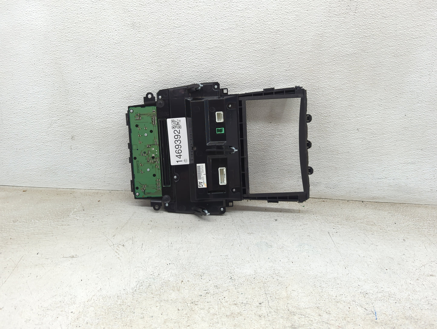 2019 Infiniti Q50 Climate Control Module Temperature AC/Heater Replacement P/N:253914HB5B Fits OEM Used Auto Parts - Oemused
