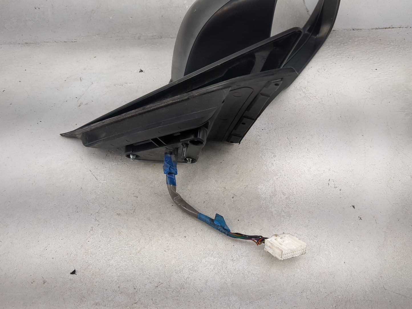 2016-2019 Infiniti Q50 Passenger Side View Mirror - Right Door Mirror OEM Used - Oemusedautoparts1.com