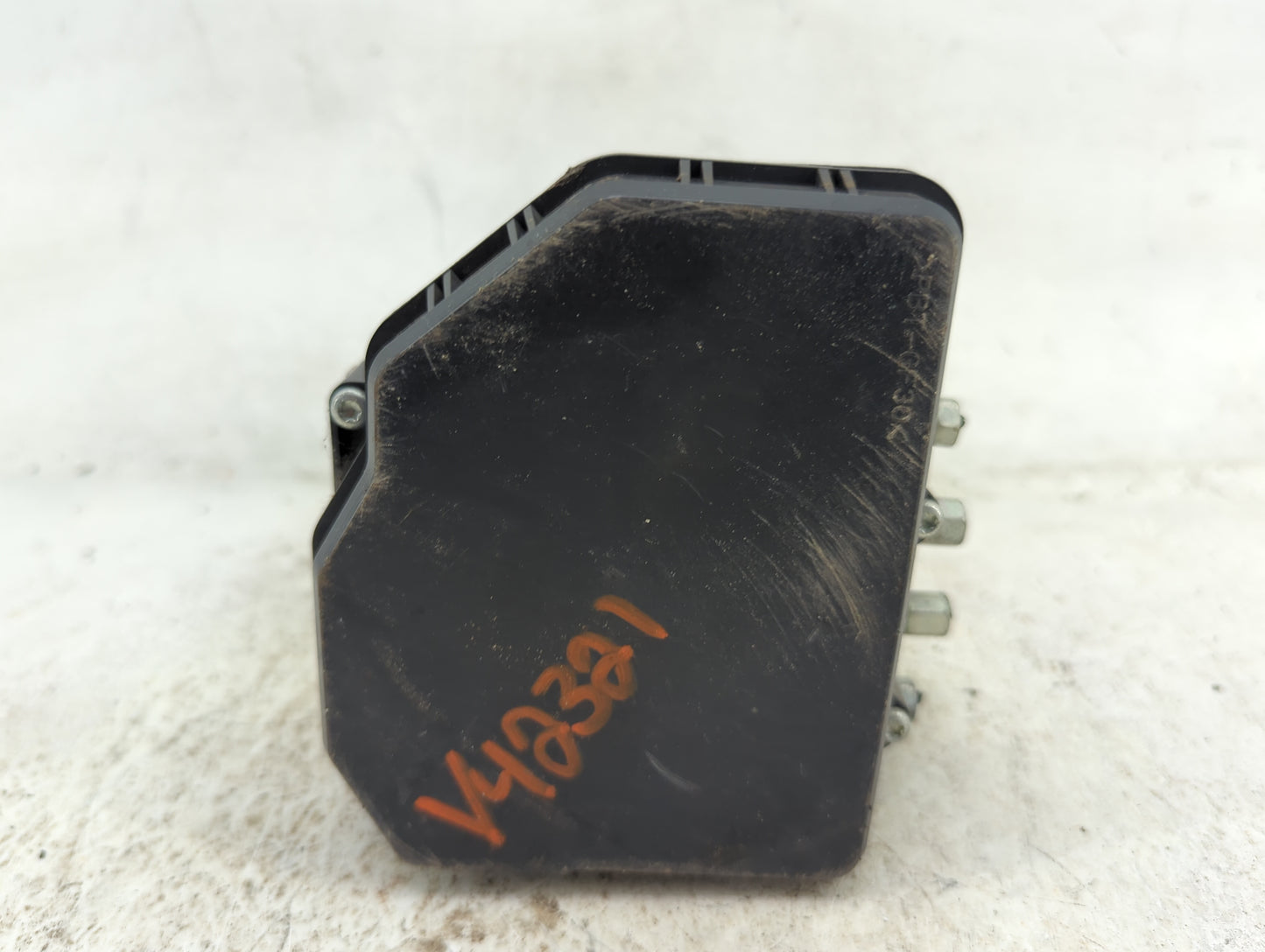 2018 Infiniti Q50 ABS Pump Control Module Replacement P/N:47660 4GV1A 172820-7072 Fits OEM Used Auto Parts - Oemusedautopart