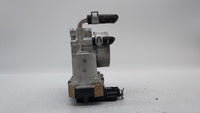 2016-2018 Infiniti Q50 Throttle Body P/N:RME60-52 Fits Fits 2016 2017 2018 OEM Used Auto Parts - Oemusedautoparts1.com