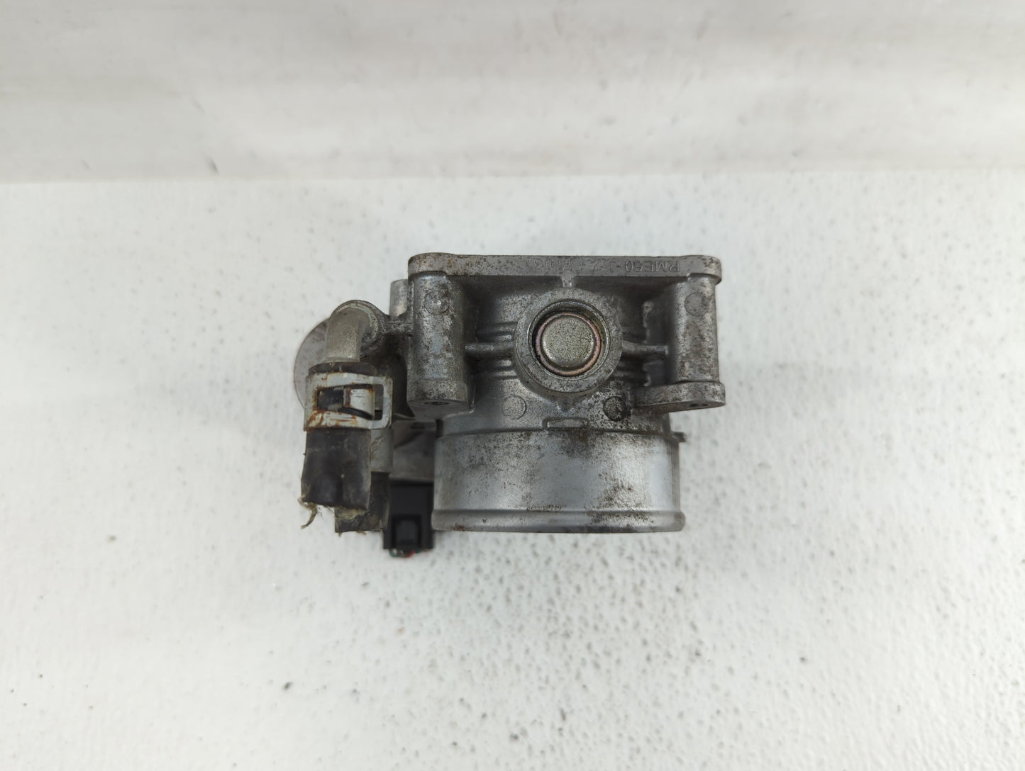 2016-2018 Infiniti Q50 Throttle Body P/N:RME60-52 Fits Fits 2016 2017 2018 OEM Used Auto Parts - Oemusedautoparts1.com