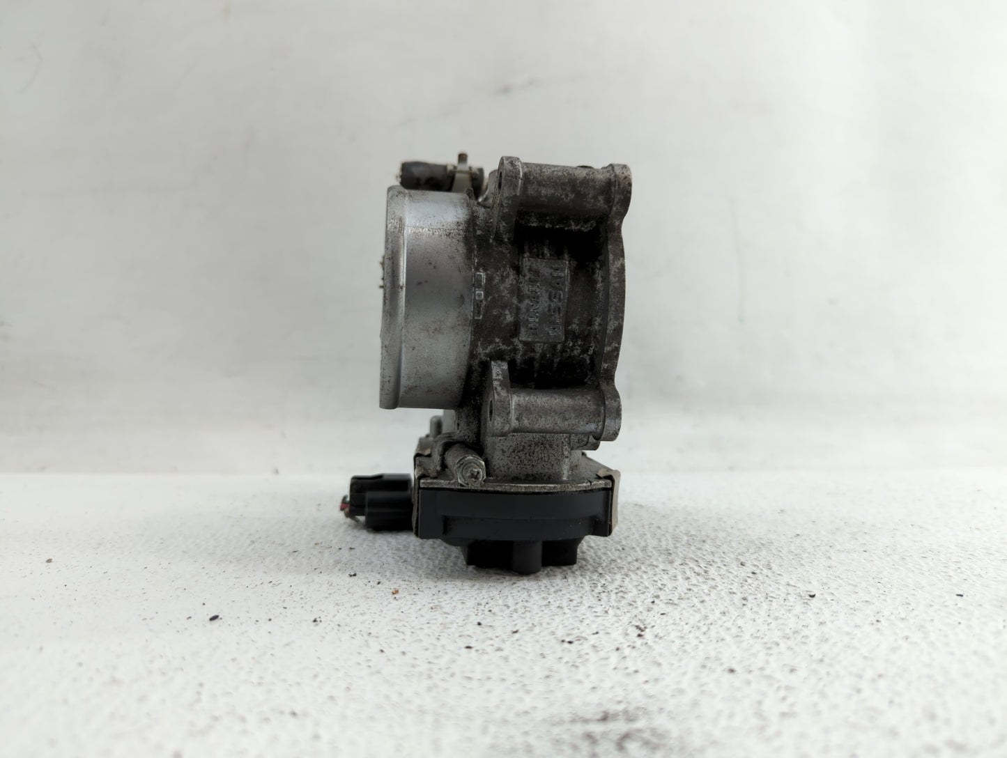 2016-2018 Infiniti Q50 Throttle Body P/N:RME60-52 Fits Fits 2016 2017 2018 OEM Used Auto Parts - Oemusedautoparts1.com