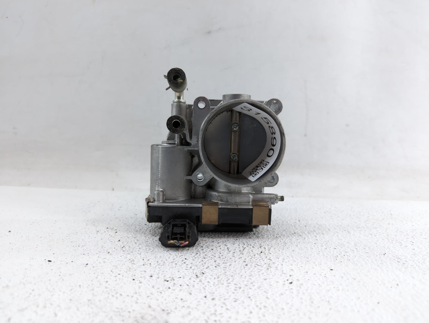 2016-2018 Infiniti Q50 Throttle Body P/N:RME60-52 Fits Fits 2016 2017 2018 OEM Used Auto Parts - Oemusedautoparts1.com