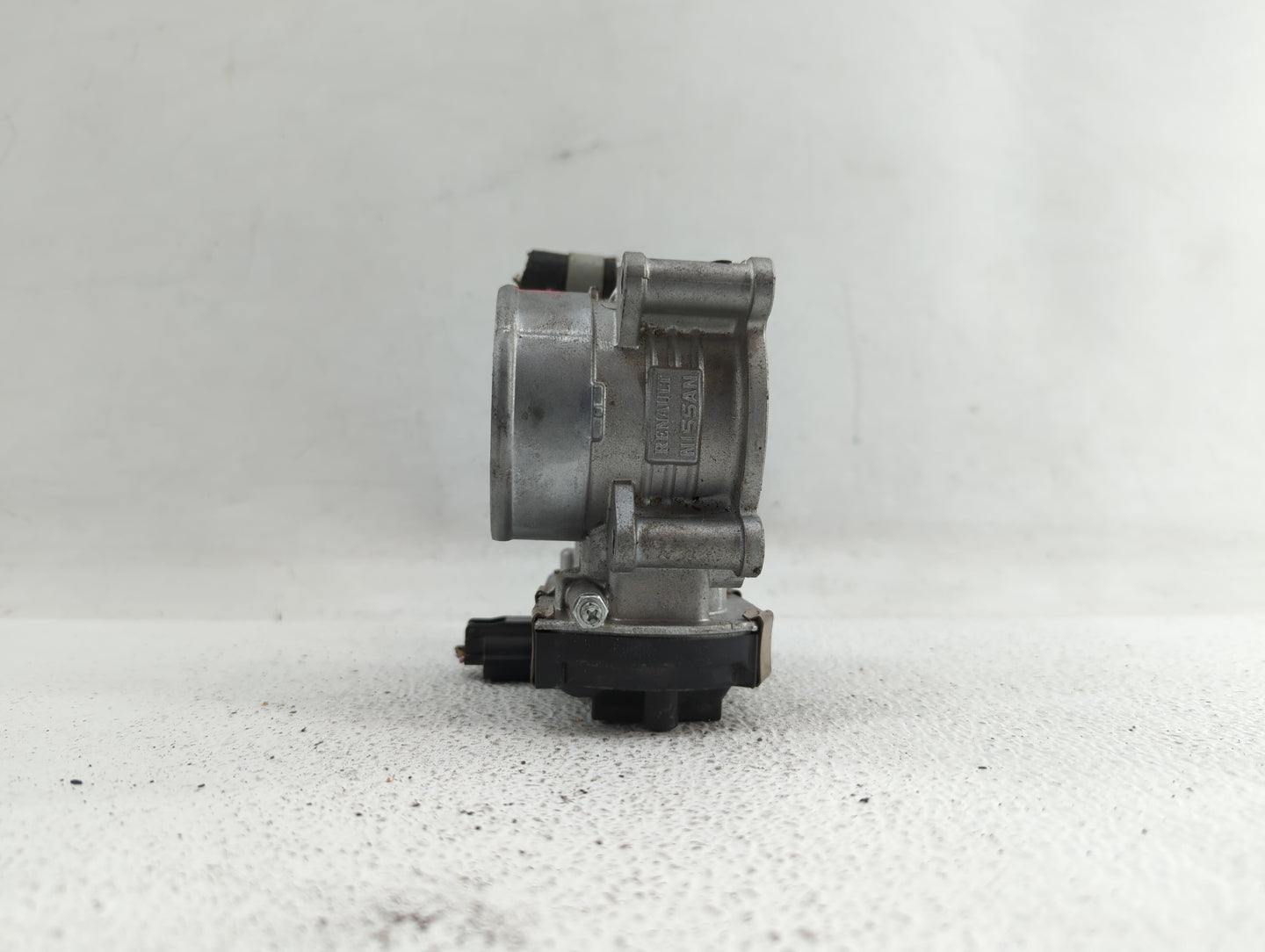 2016-2018 Infiniti Q50 Throttle Body P/N:RME60-52 Fits Fits 2016 2017 2018 OEM Used Auto Parts - Oemusedautoparts1.com