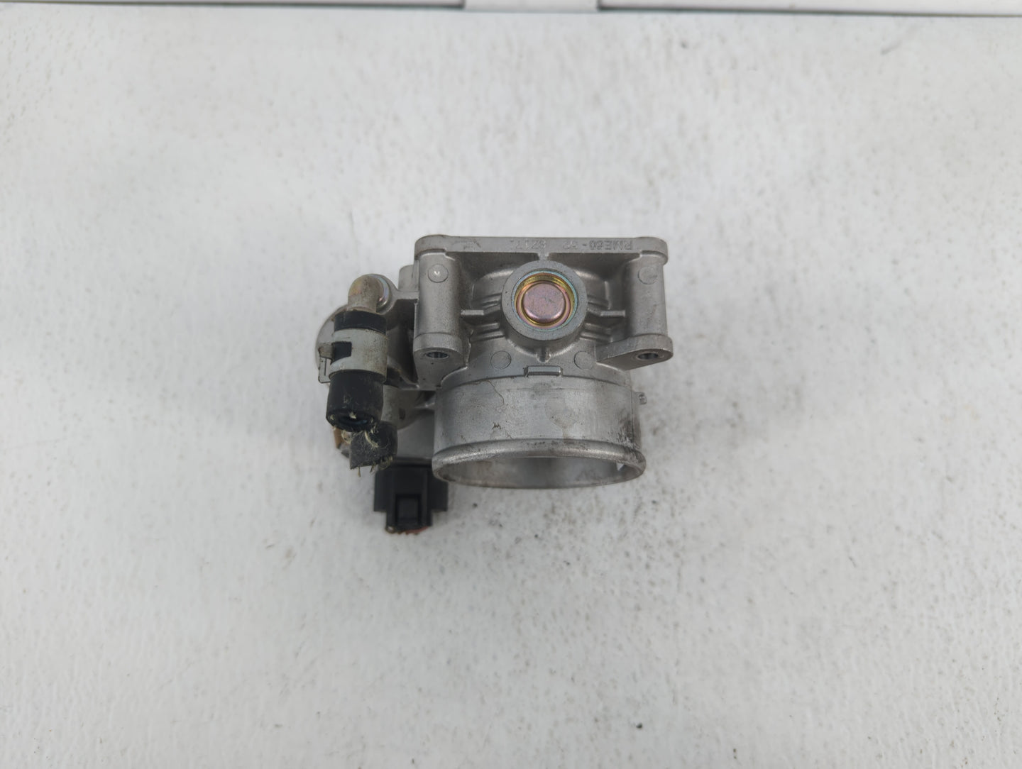 2016-2018 Infiniti Q50 Throttle Body P/N:RME60-52 Fits Fits 2016 2017 2018 OEM Used Auto Parts - Oemusedautoparts1.com