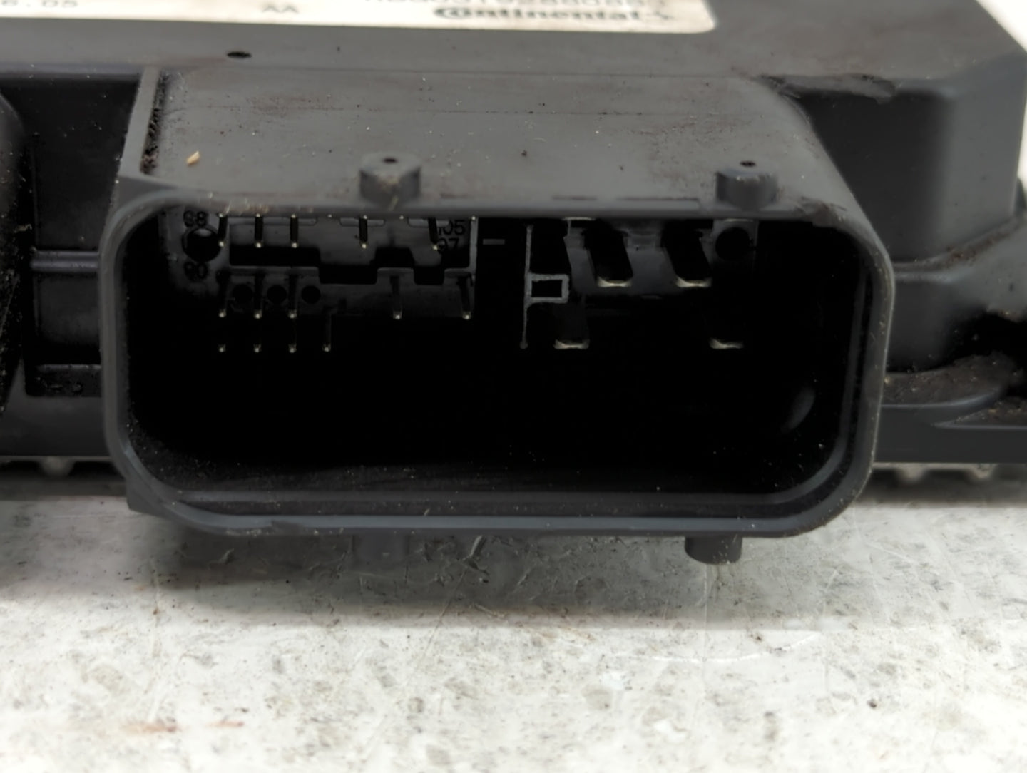 2019 Infiniti Q50 Chassis Control Module Ccm Bcm Body Control 237f0 6hh0a - Oemusedautoparts1.com