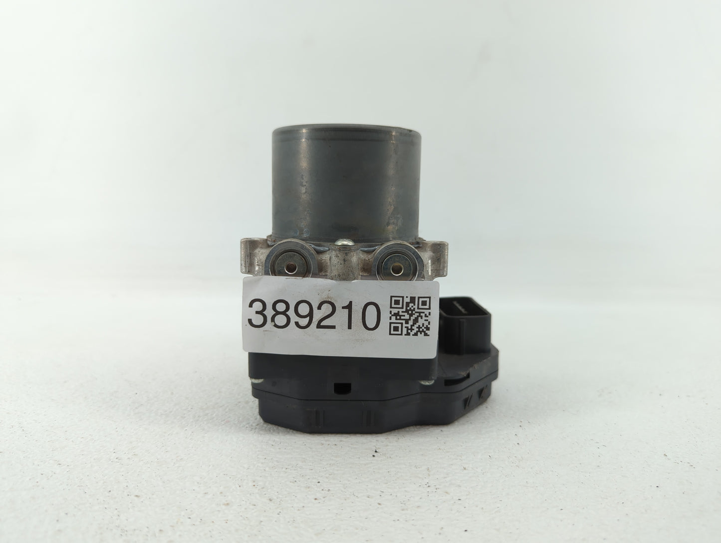 2018 Infiniti Q50 ABS Pump Control Module Replacement P/N:47660 4GY0A Fits OEM Used Auto Parts - Oemusedautoparts1.com