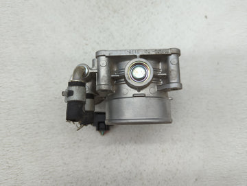 2016-2018 Infiniti Q50 Throttle Body P/N:RME60-52 Fits Fits 2016 2017 2018 OEM Used Auto Parts