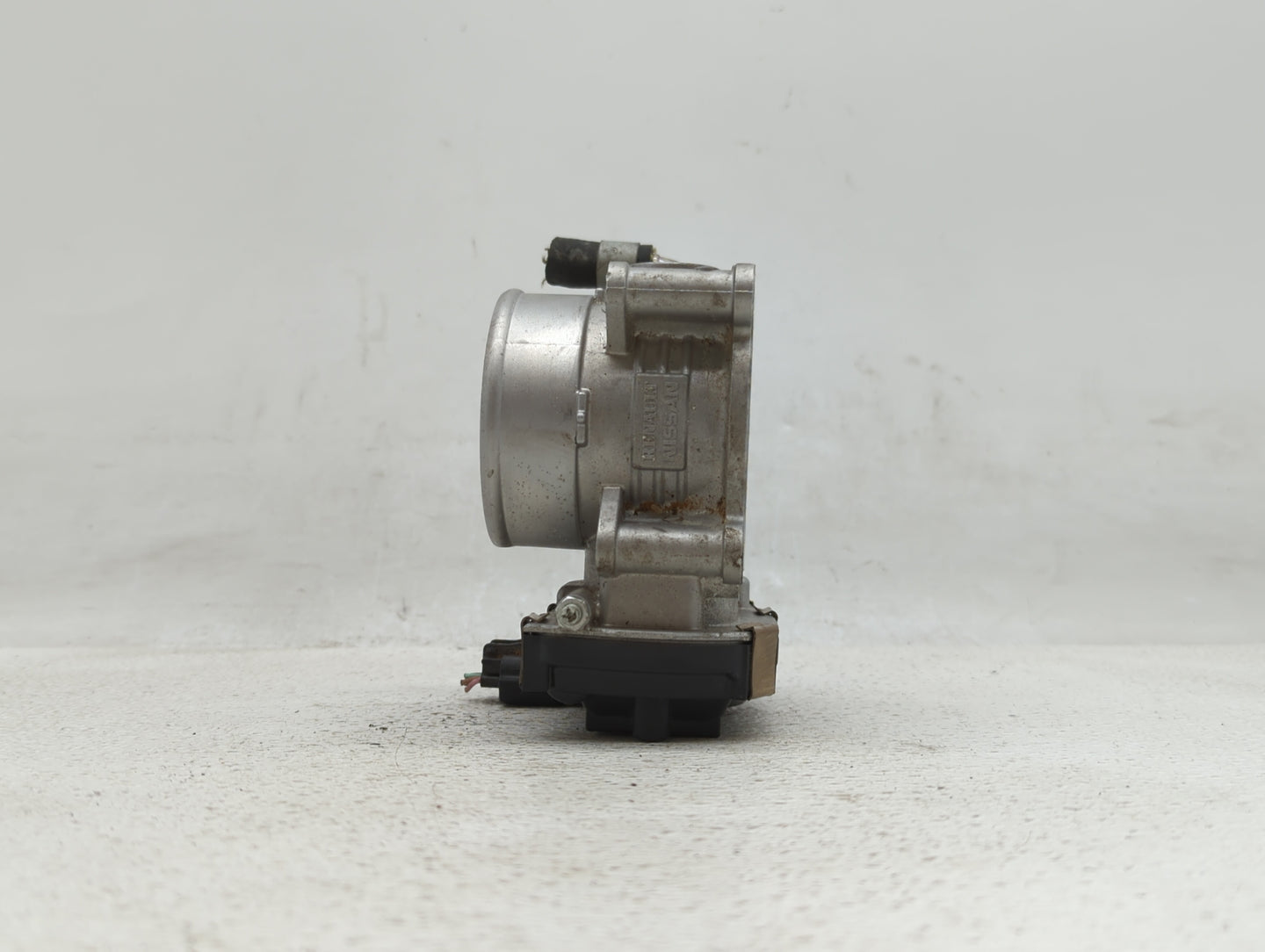 2016-2018 Infiniti Q50 Throttle Body P/N:RME60-52 Fits Fits 2016 2017 2018 OEM Used Auto Parts - Oemusedautoparts1.com