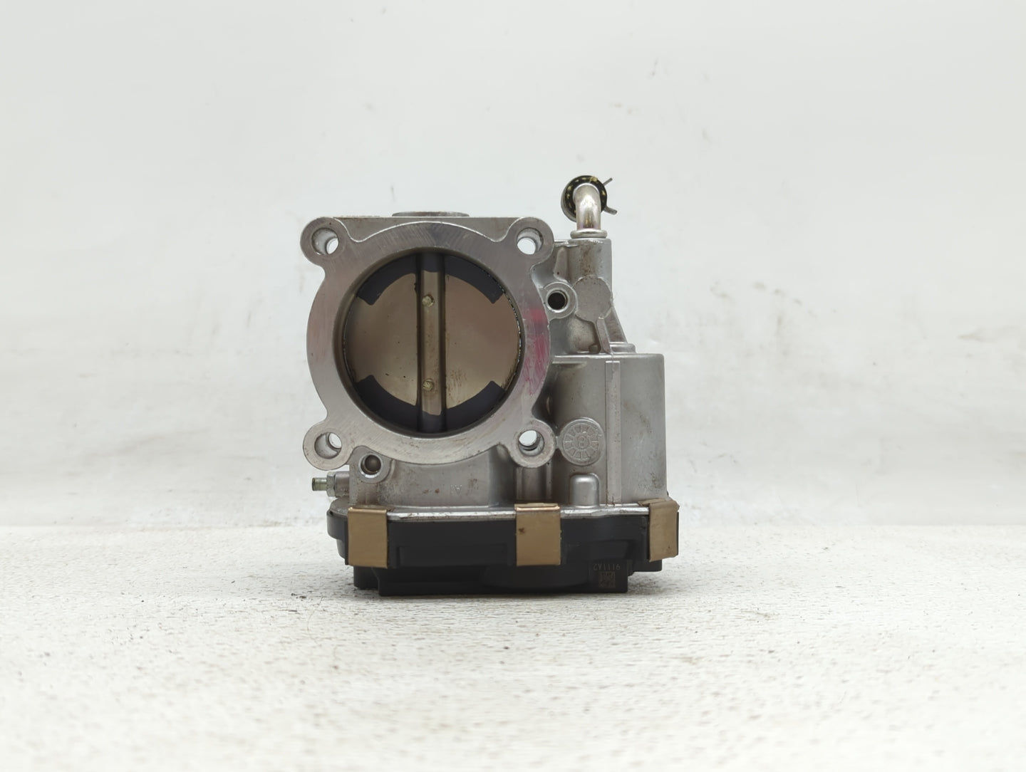 2016-2018 Infiniti Q50 Throttle Body P/N:RME60-52 Fits Fits 2016 2017 2018 OEM Used Auto Parts - Oemusedautoparts1.com
